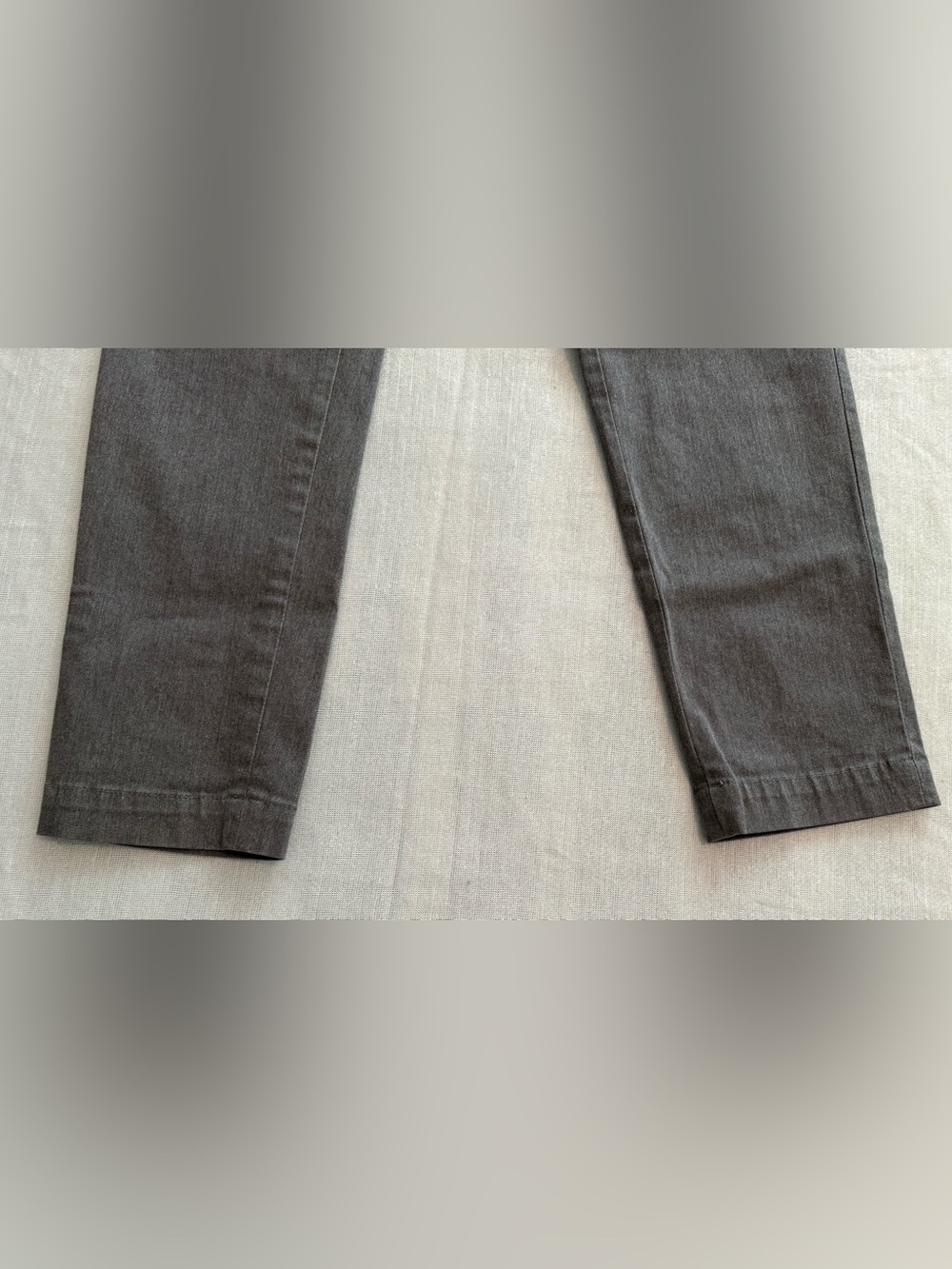 Banana Republic Men's Charcoal Mason Athletic Tapered Fit Chino Pants - Picture 7 of 10